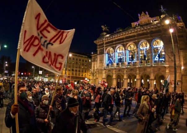 Covid-19 protests: Vienna considers daytime ban on demonstrations